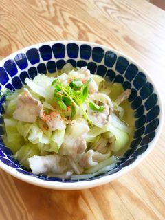 白だしで。豚ばらキャベツのさっと煮-レシピのメイン写真