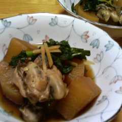 รูปของ 牡蠣とだいこんの煮物