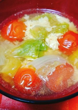 レタスとトマトのコンソメスープ-レシピのメイン写真