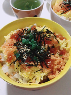 とびっこと鮭フレークのチラシ丼-レシピのメイン写真