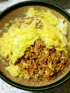 簡単　とろとろあんかけ卵のチキンラーメン-レシピのメイン写真