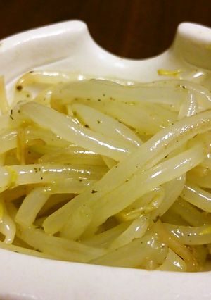 茹でもやしバジルソース和え。-レシピのメイン写真