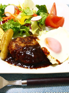 肉汁でソースも♬定番ハンバーグ♡-レシピのメイン写真