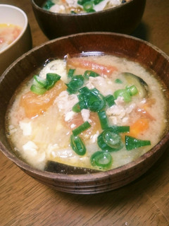 トマト 豚汁-レシピのメイン写真
