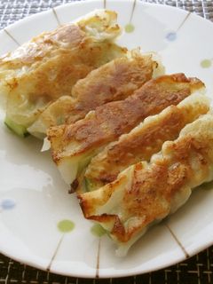 豚ひき肉とキュウリの餃子-レシピのメイン写真