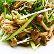 水菜ときゅうりとしめじのサラダ