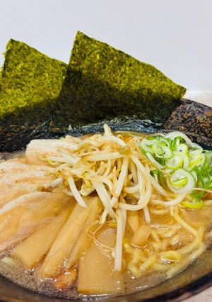 市販の素とバラ肉で！絶品コク旨ラーメン♪-レシピのメイン写真