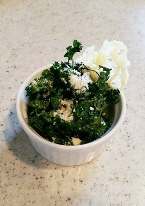 パセリが主役‼レンジでパリパリおつまみ-レシピのメイン写真