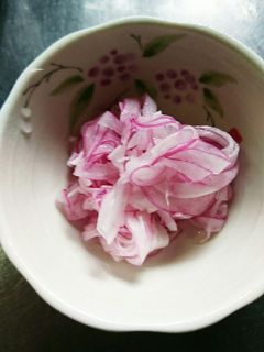 超簡単☆紫玉ねぎの甘酢漬け-レシピのメイン写真