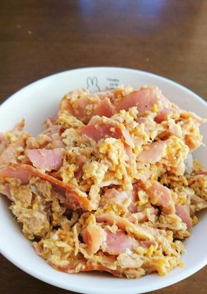 ずぼらランチ。ベーコン卵丼-レシピのメイン写真