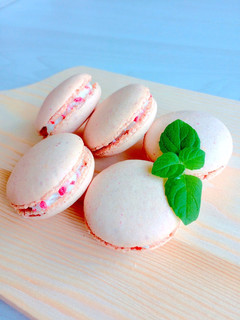 ストロベリーチョコ*マカロン-レシピのメイン写真