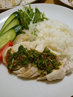 フライパン1つで2品♪茹で鶏のタイ風ご飯-レシピのメイン写真