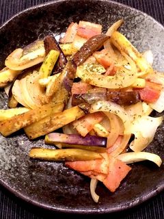 ベーコンとナスと玉ねぎのコンソメ炒め-レシピのメイン写真