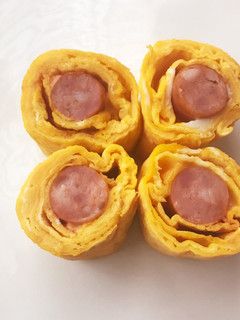 お弁当にぴったり!くるっと卵ウインナー-レシピのメイン写真