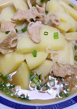 オイスターソースとゴマ油で中華風肉じゃが-レシピのメイン写真