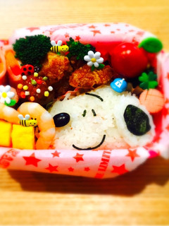 キャラ弁簡単おにぎりスヌーピーお弁当-レシピのメイン写真