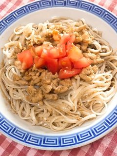 ゴマたっぷり!豚トマうどん-レシピのメイン写真