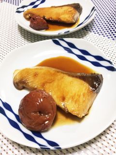 フライパンで簡単♪ぶりの梅干し照り焼き-レシピのメイン写真