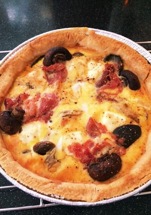 きのこと生ハムとチーズのキッシュ-レシピのメイン写真