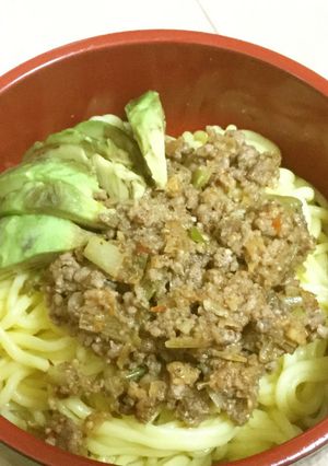 【糖質制限】アボカドonジャージャー麺-レシピのメイン写真
