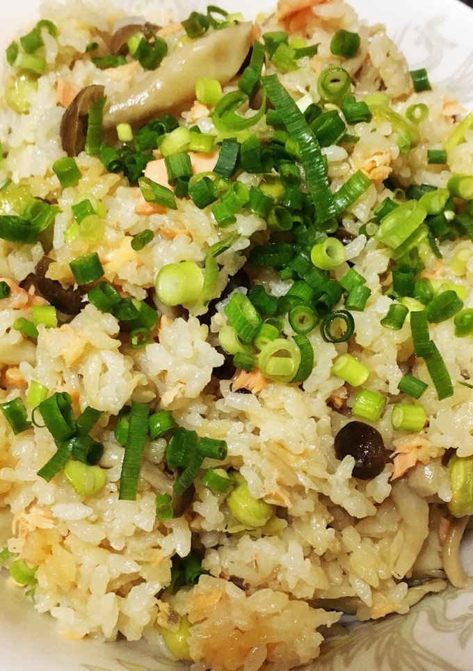 鮭とキノコの炊き込みご飯-レシピのメイン写真