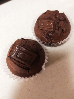 チョコ&ラムレーズンマフィン-レシピのメイン写真