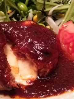チーズinハンバーグ-レシピのメイン写真
