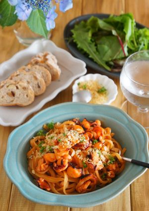 簡単！タコのトマトソースパスタ-レシピのメイン写真