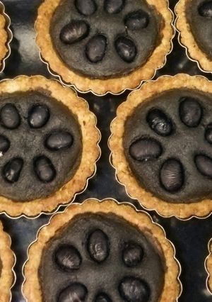 黒豆と黒ごまのミニタルト-レシピのメイン写真