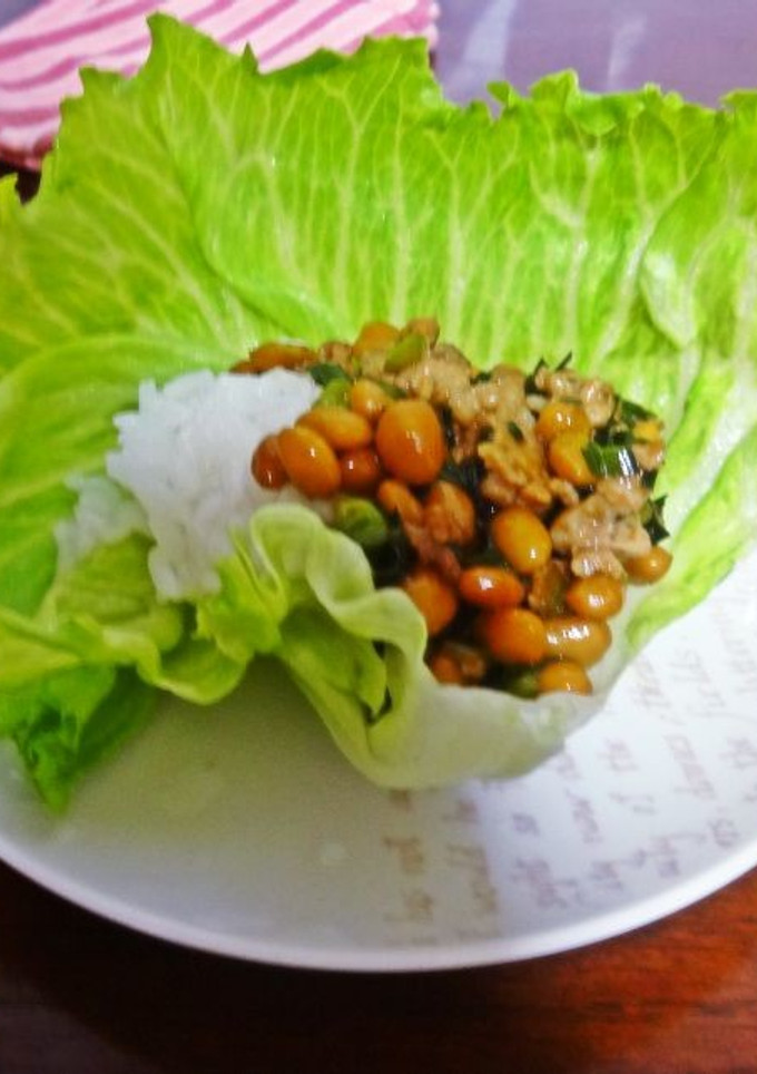 うまうま納豆そぼろのレタス包みご飯-レシピのメイン写真