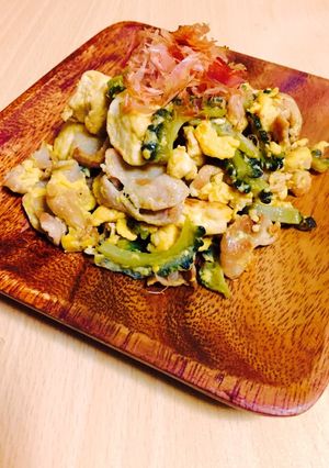麺つゆで簡単！苦味軽減ゴーヤチャンプルー-レシピのメイン写真