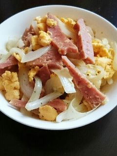 スパムと玉ねぎのふわふわ卵炒め-レシピのメイン写真