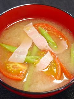 トマトの洋風みそ汁【JA福岡市】-レシピのメイン写真