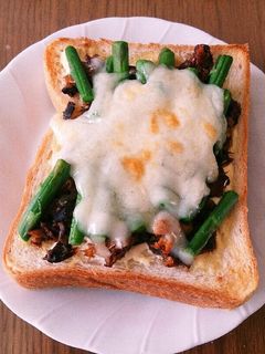 鯖の味噌煮トースト-レシピのメイン写真