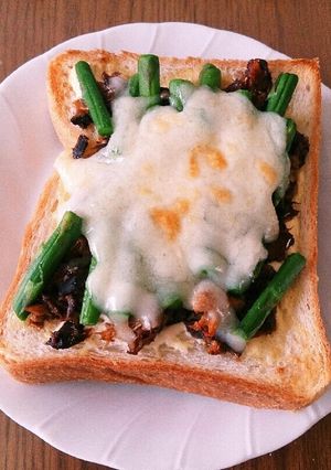 鯖の味噌煮トースト-レシピのメイン写真