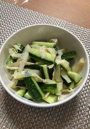 簡単☆きゅうりとイカの燻製のサラダ-レシピのメイン写真