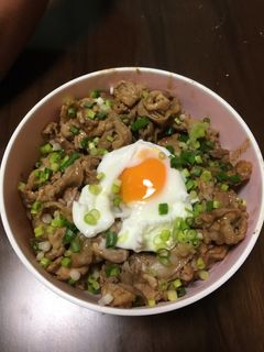 豚コマでガッツリ丼-レシピのメイン写真