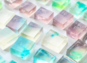 簡単手作り♪粉寒天でコハクトウ（琥珀糖）-レシピのメイン写真
