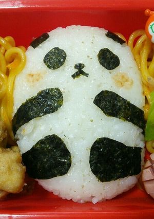 簡単すぐ！お弁当パンダのおむすび♪-レシピのメイン写真