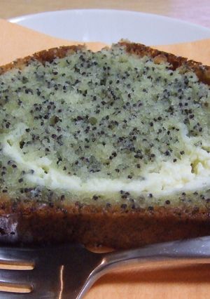 ブルーポピーシード＆クリームチーズケーキ-レシピのメイン写真