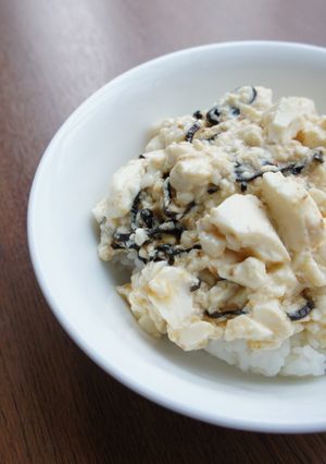 豆腐の簡単丼（というか手抜き）-レシピのメイン写真