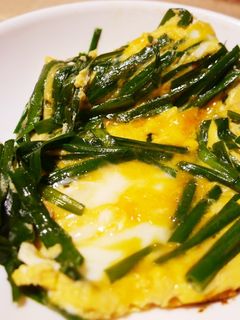 鶏がらスープの中華風ニラ玉-レシピのメイン写真