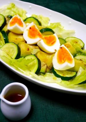 高血圧予防！焼きアボカドズッキーニサラダ-レシピのメイン写真