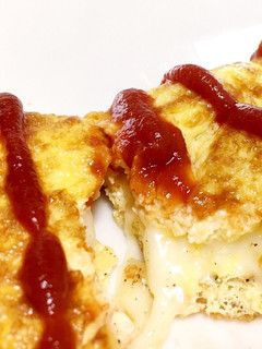 具無しでも美味!チーズINオムレツ-レシピのメイン写真
