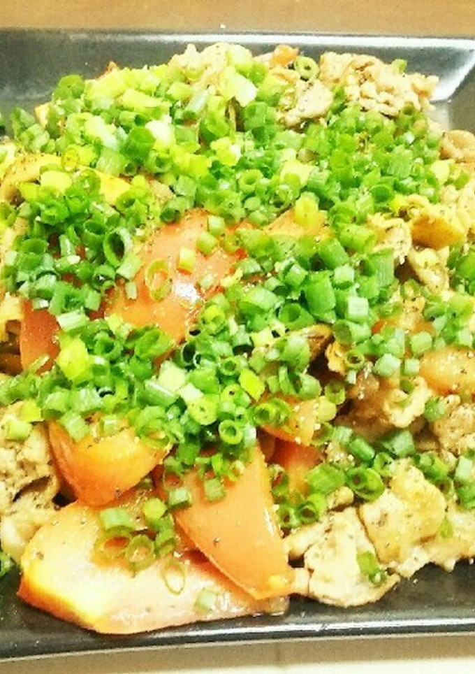 夏バテ防止に！豚肉とトマトの黒胡椒炒め-レシピのメイン写真