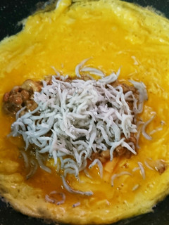 しらす納豆オムレツ-レシピのメイン写真