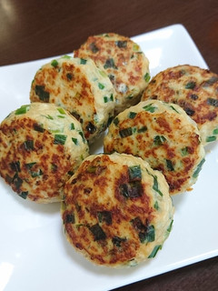 にらと鶏挽き肉のニラバーグ♪-レシピのメイン写真