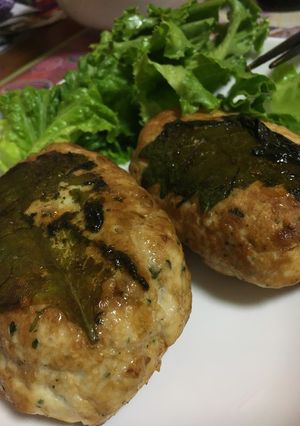 鶏ムネ肉から作る食べ応え十分な鶏つくね-レシピのメイン写真