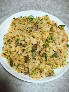 残った焼肉で牛肉ピラフ 牛肉炒飯-レシピのメイン写真