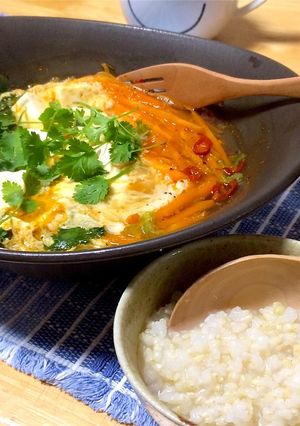 韓国風 辛いスープ 豆腐と卵&パクチー-レシピのメイン写真
